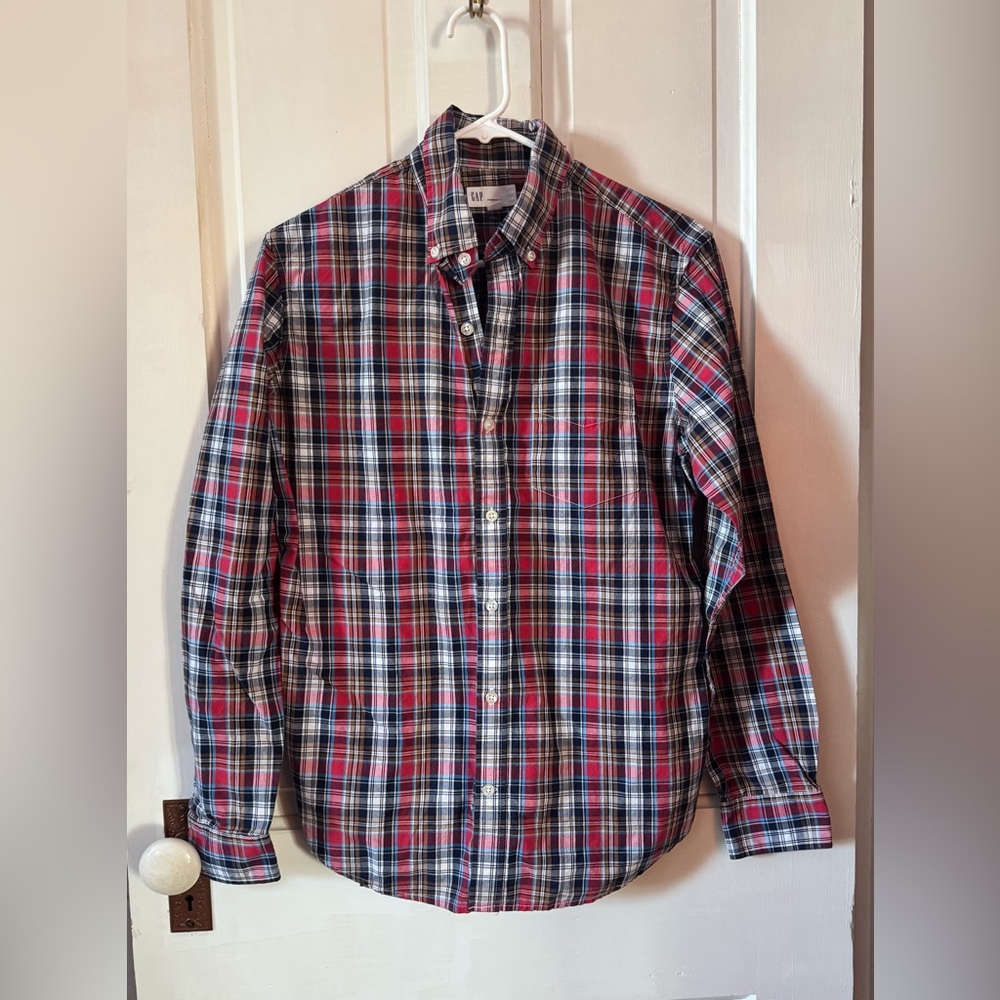 GAP Red and Blue Plaid Casual Shirt